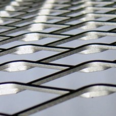 Сетка нержавеющая просечно-вытяжная TR 08Х13 90х32х1,68х1 мм ТУ 1470-002-46288331-2009